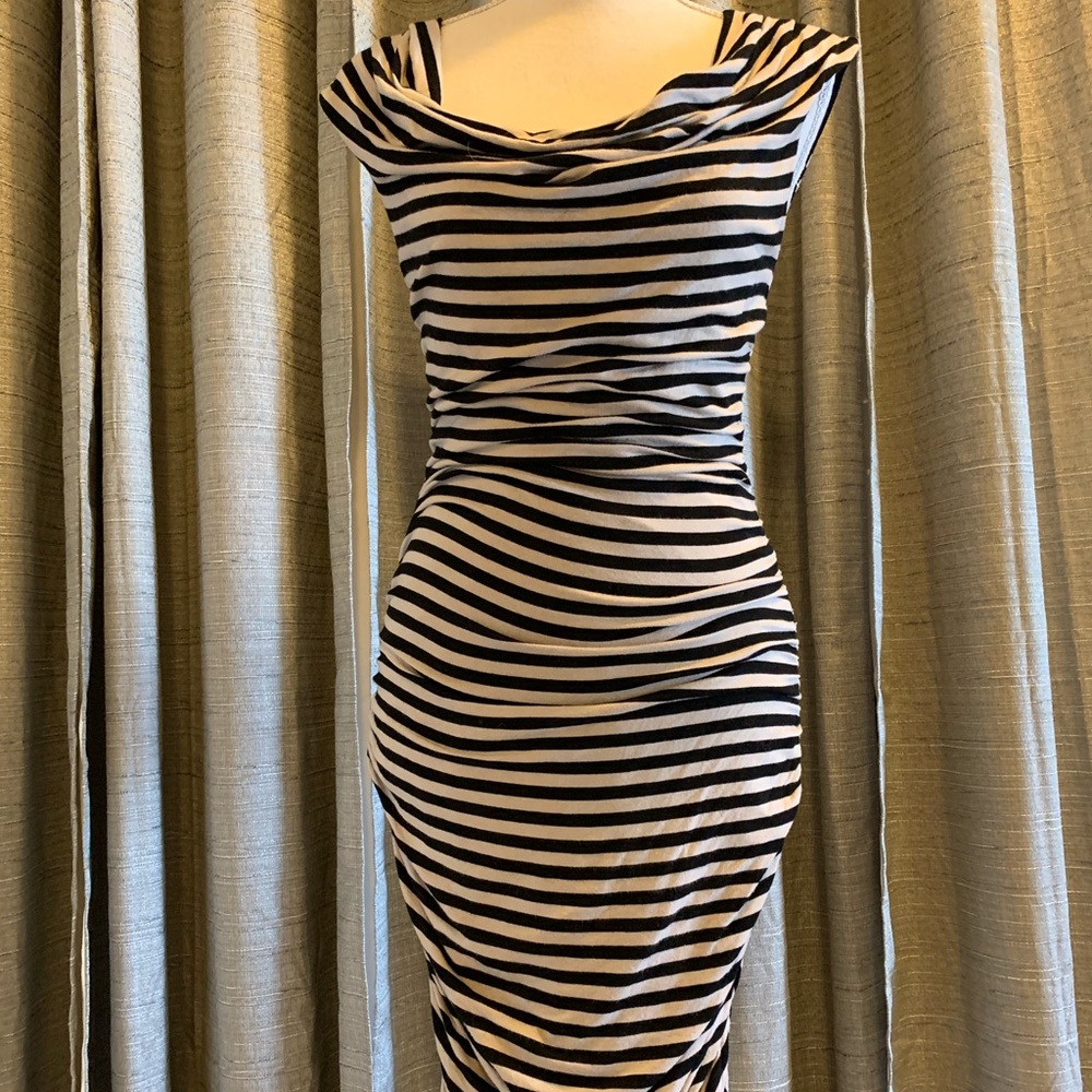 INC International Concepts body con dress